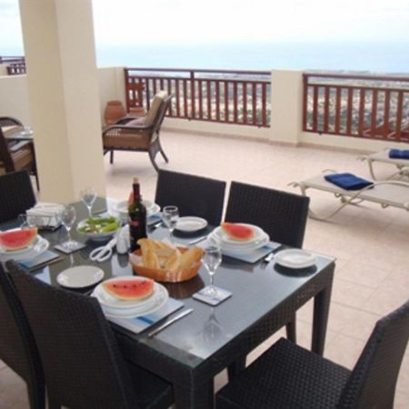 פאהיה First Floor 2 Bedroom Apartment, Large Balcony, Amazing Sea Views, Communal Pool מראה חיצוני תמונה